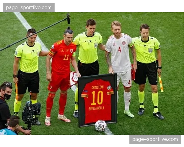 裁判组复核录像五分钟，才确认意大利选手卡泰里诺的试举成功